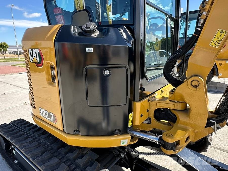 CAT 302.7 CR Miniekskavaatorid < 7 t