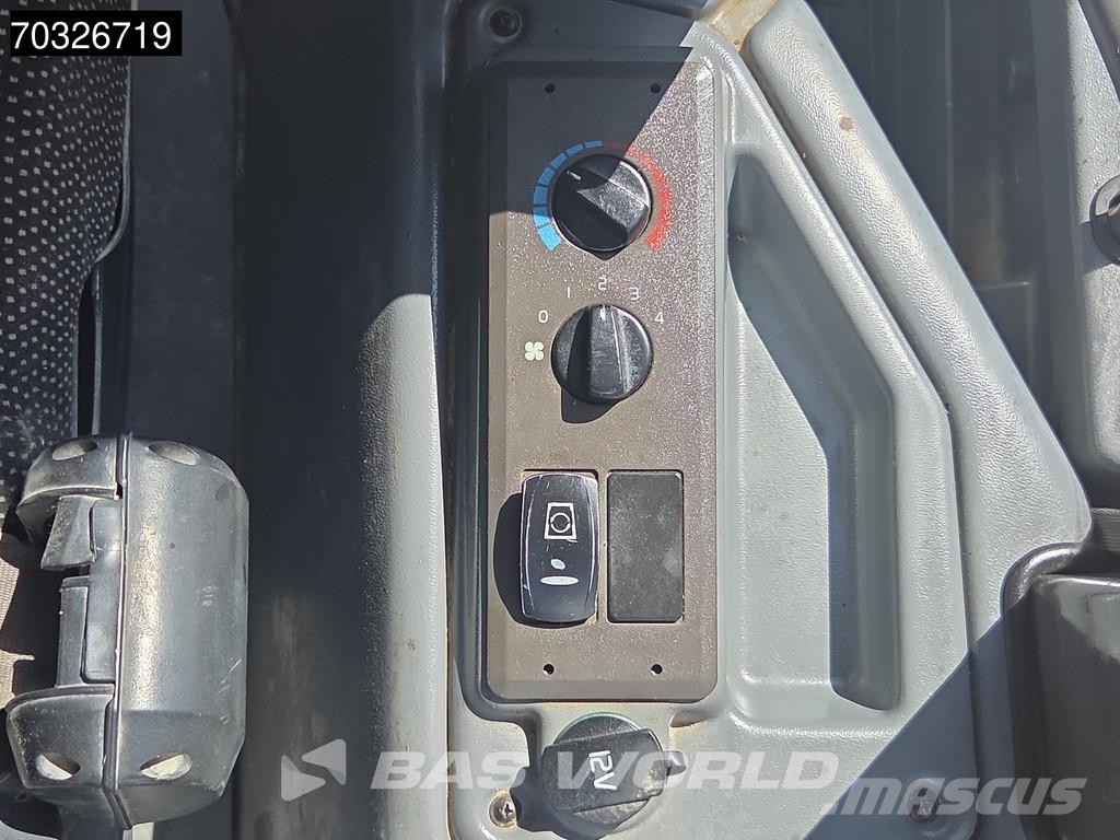 Volvo L30 G لوادر بعجل
