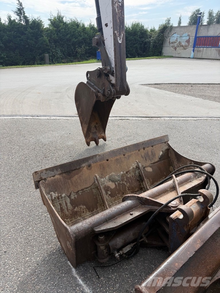 Bobcat E 85   *Airco* Midi excavators  7t - 12t
