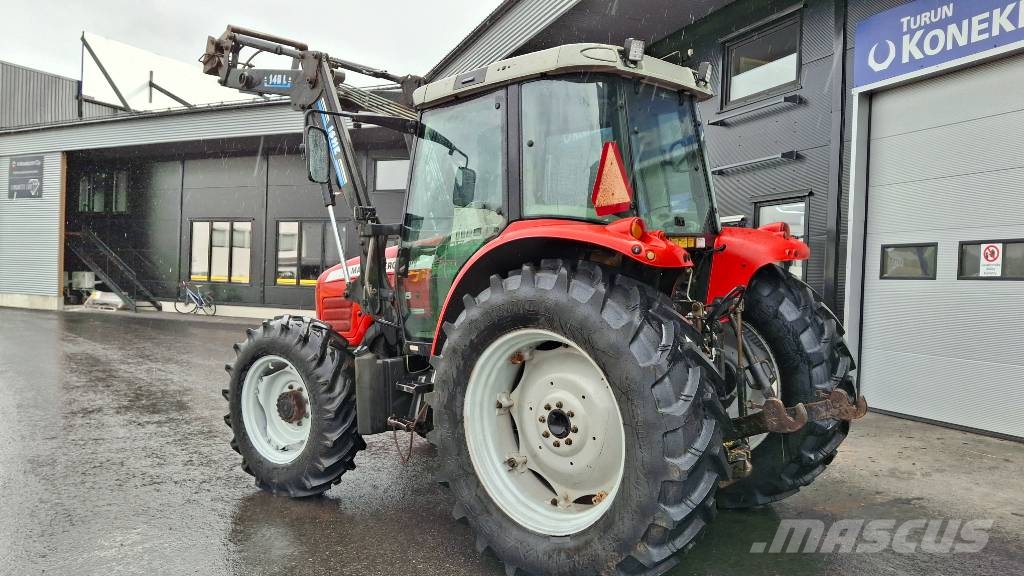 Massey Ferguson 5445 + Isme 140L kuormain Traktörler