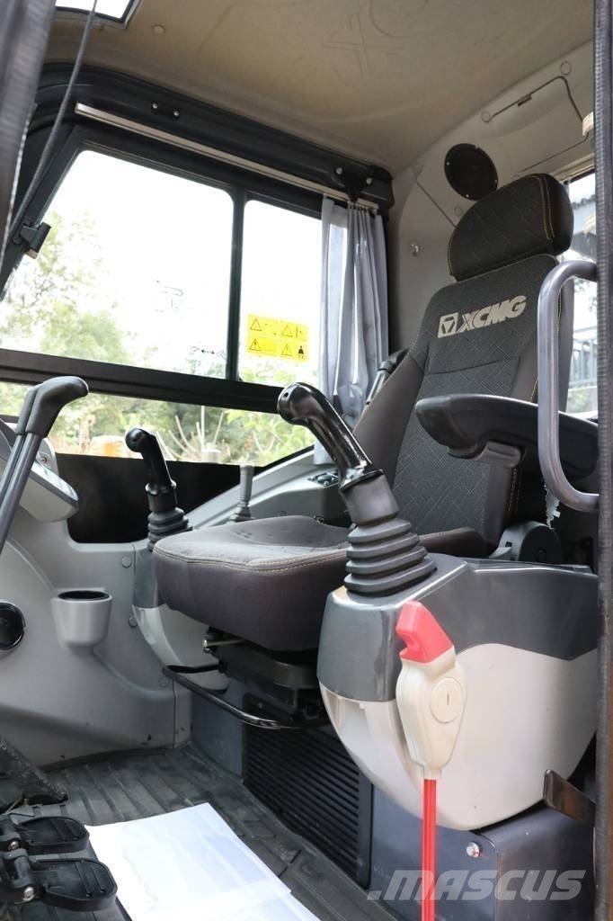XCMG XE 60 DA Miniescavatori