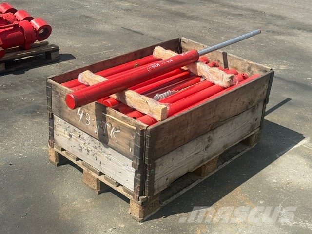 Sandvik NEW HYDRAULIC CYLINDER Hidráulicos