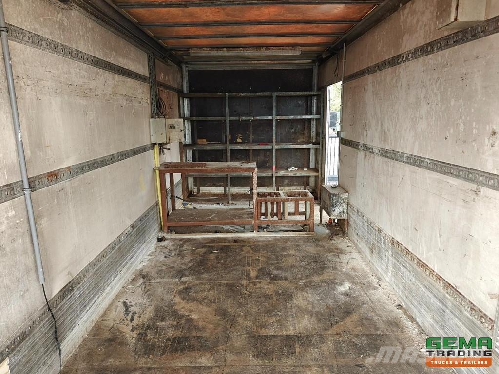 MAN TGA 26.440 6x2 Sleeper Cab Euro3 - Enclosed Box / Kabeļu pacēlājs nomontējamām kravas mašīnām