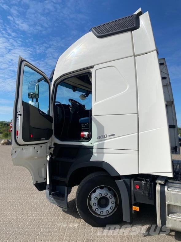 Volvo Vehicle Tractor 4x2 Standard Prime Movers