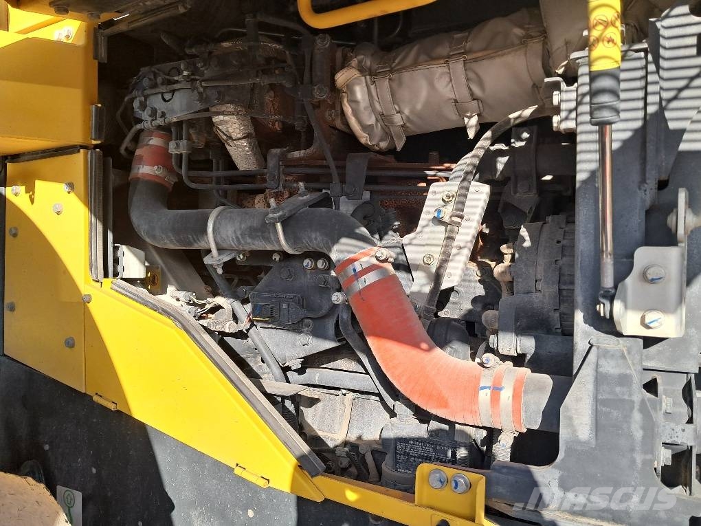 Komatsu WA480-8E0 AGGREGATE Radlader
