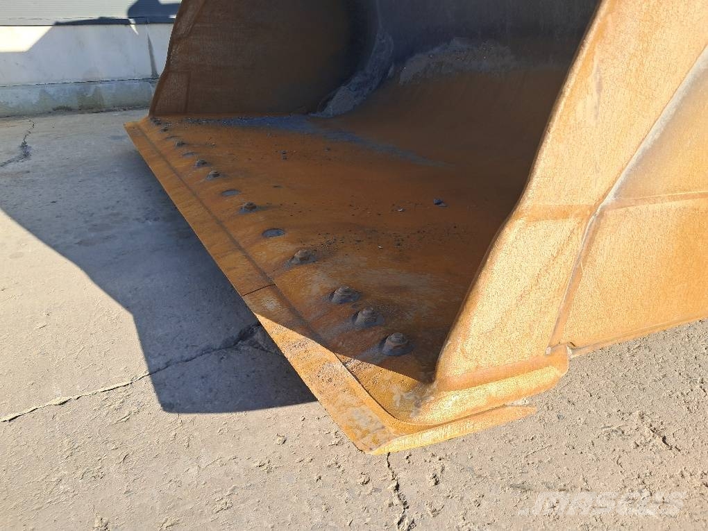 Komatsu WA480-8E0 AGGREGATE Radlader