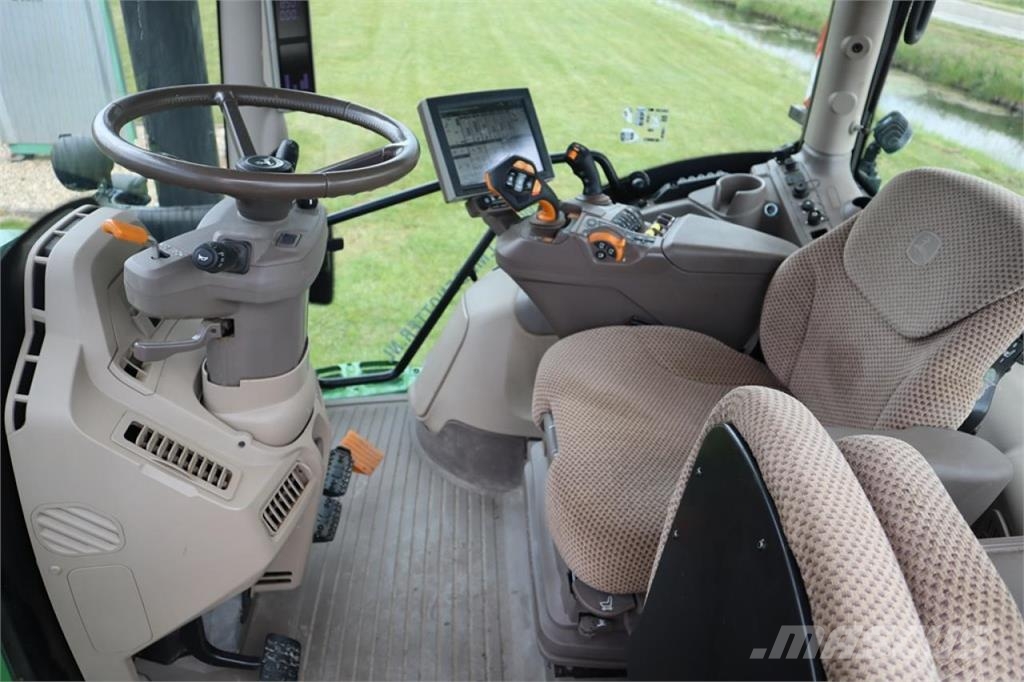 John Deere 6R 215 TRAKTOR Traktoriai