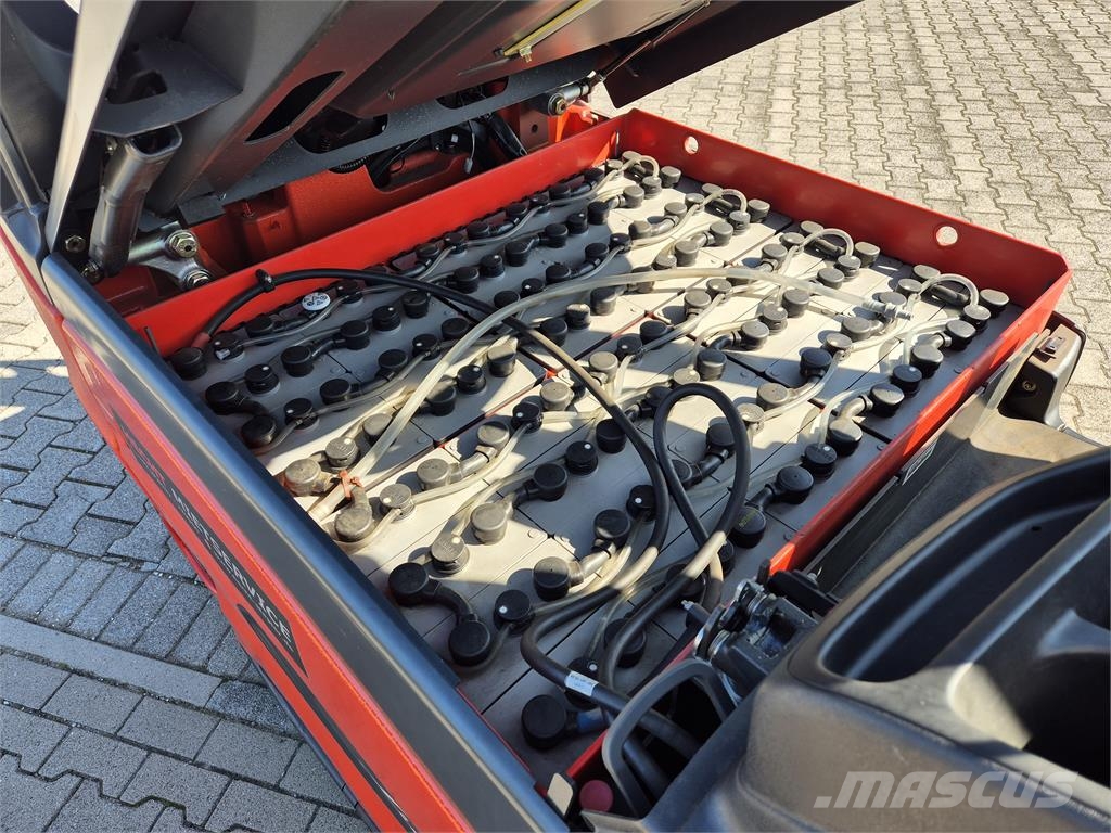 Linde E35HL 電動堆高機