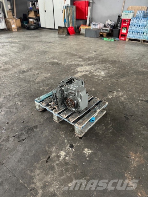 Liebherr 934 c used transmission PARTS 10036082 Transmissie