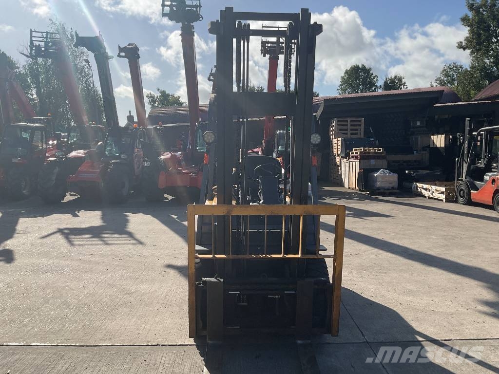 UNI TCM 25 Dieselstapler