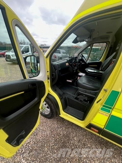 Fiat Ducato A&E Fiat Ducato A&E Vehicle with Stryker Pr Sanitky