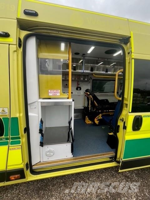 Fiat Ducato A&E Fiat Ducato A&E Vehicle with Stryker Pr Sanitky