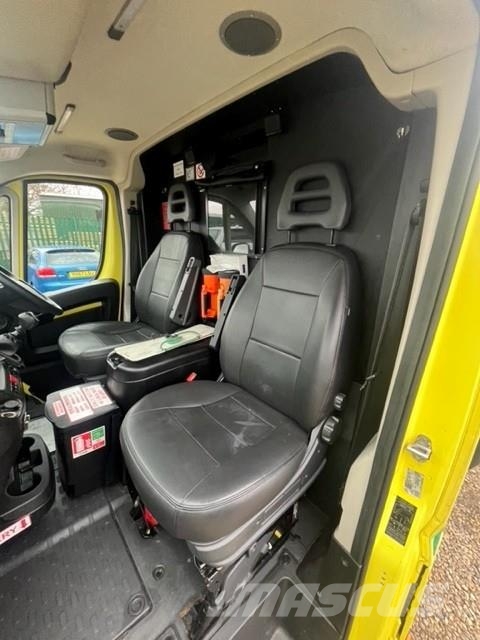 Fiat Ducato A&E Fiat Ducato A&E Vehicle with Stryker Pr Sanitky