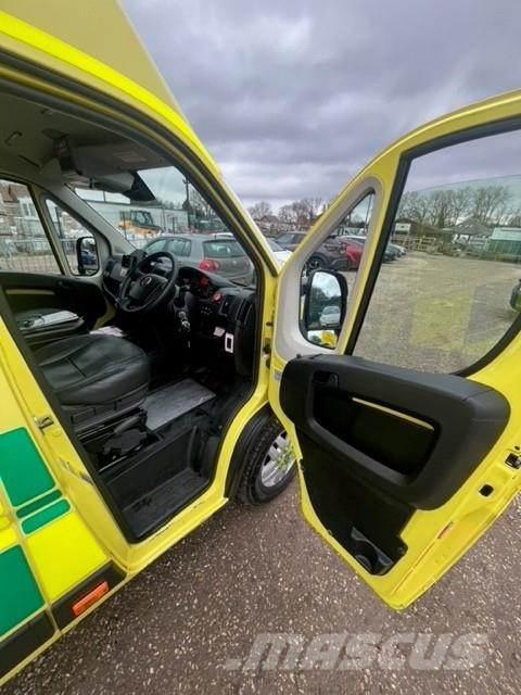 Fiat Ducato A&E Fiat Ducato A&E Vehicle with Stryker Pr Sanitky