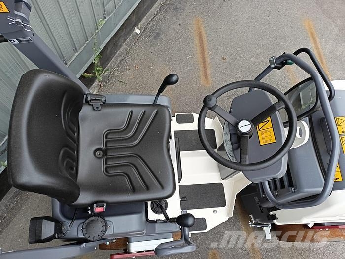 Dynapac CC900S Прицепные виброкатки
