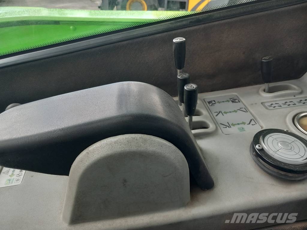 Merlo 40.16 مناولات متداخلة