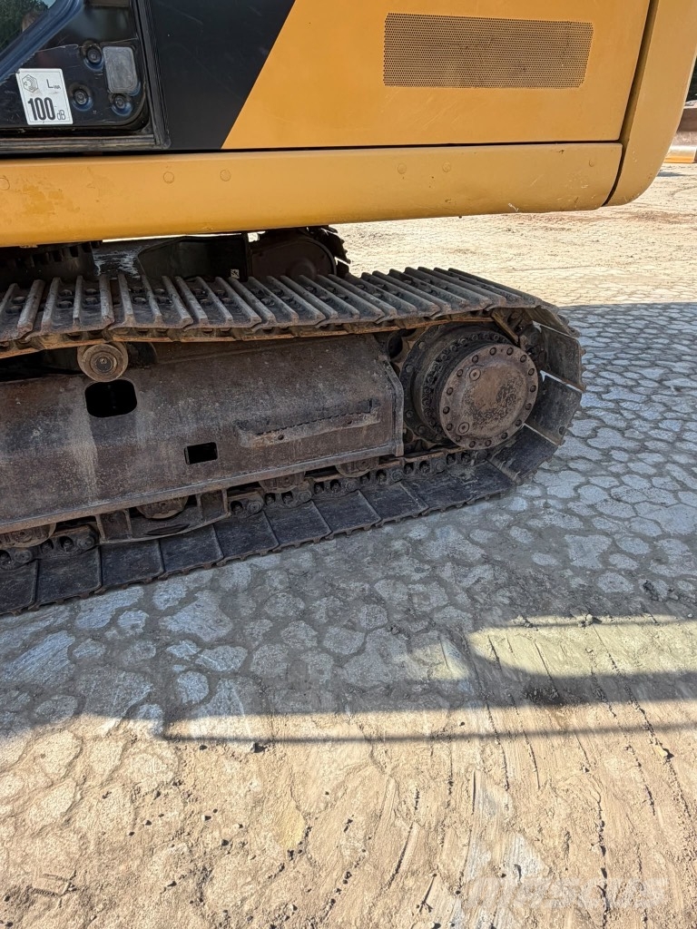 CAT 323 F L Raupenbagger
