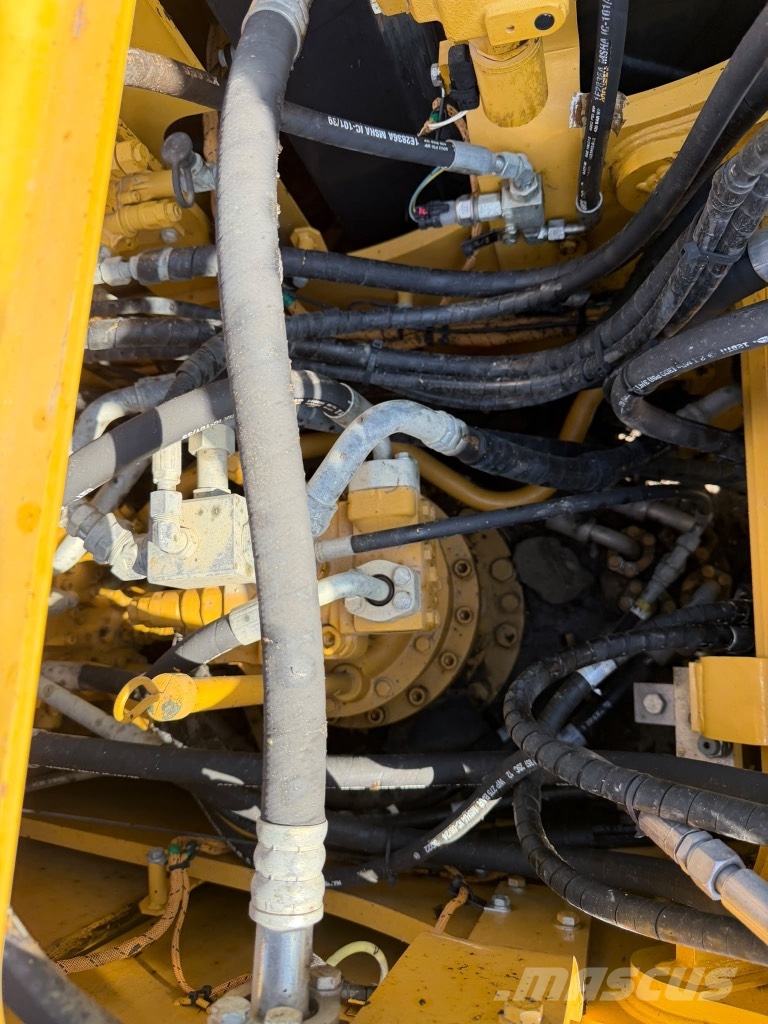 CAT 323 F L Raupenbagger