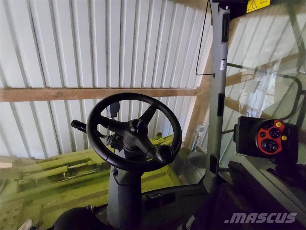 CLAAS Lexion 630 Montana Kombajni