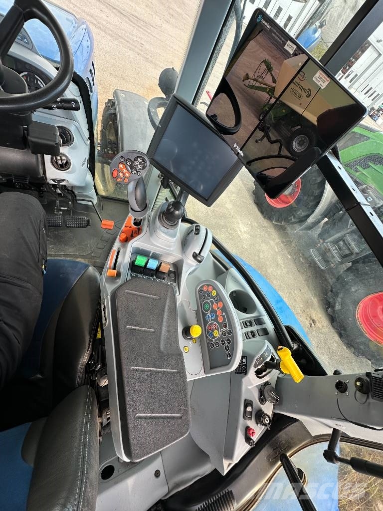 New Holland T 6.155 AC Tractores