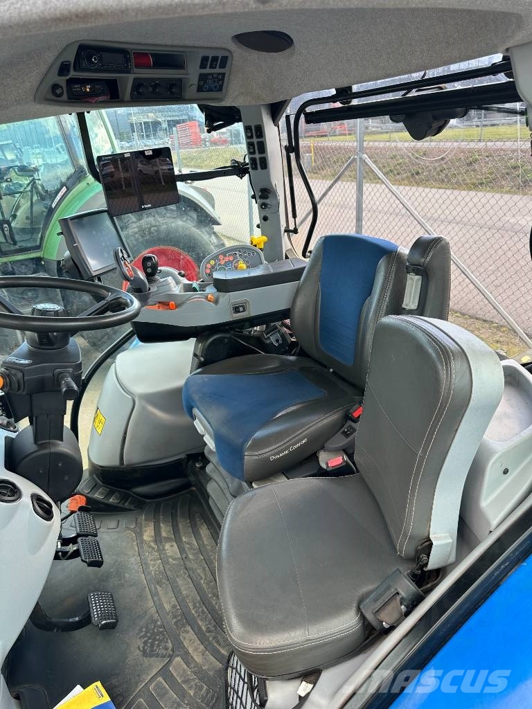 New Holland T 6.155 AC Tractores