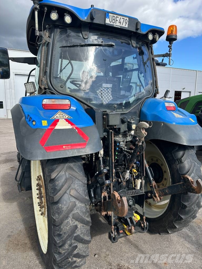 New Holland T 6.155 AC Tractores