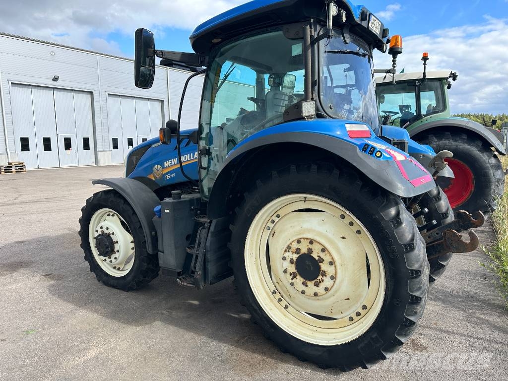 New Holland T 6.155 AC Tractores