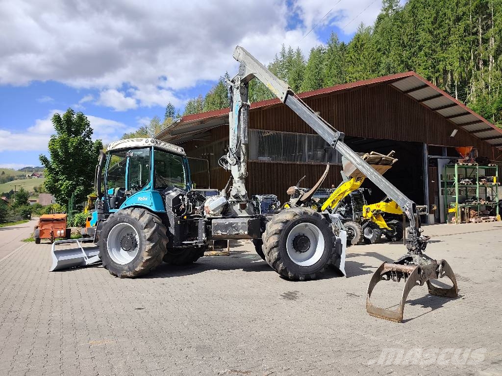 Pfanzelt Felix 206 - 4 WD ساحبات الأشجار
