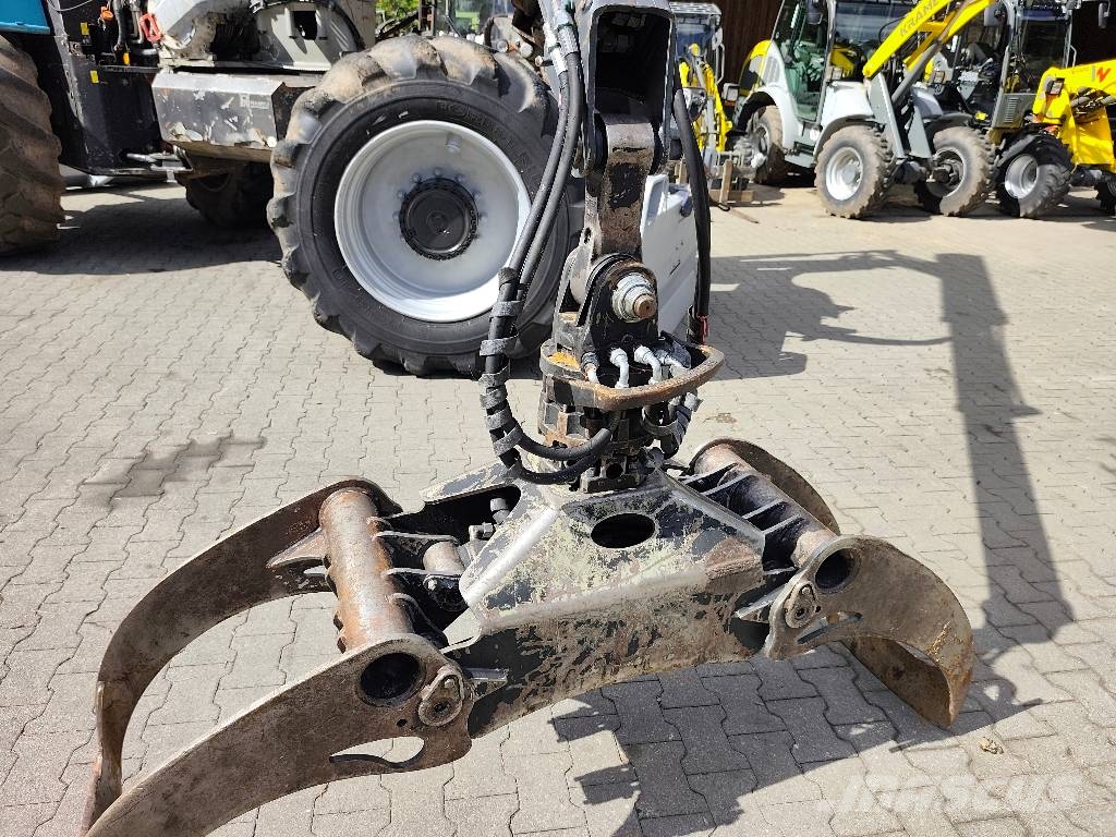 Pfanzelt Felix 206 - 4 WD ساحبات الأشجار