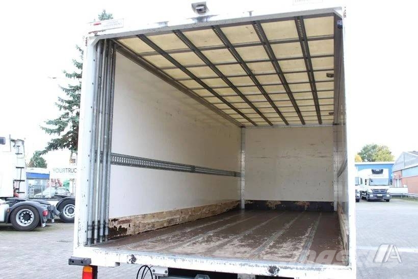 Renault D14-210 Caja rígida –FURGON-  006 شاحنات ذات هيكل صندوقي
