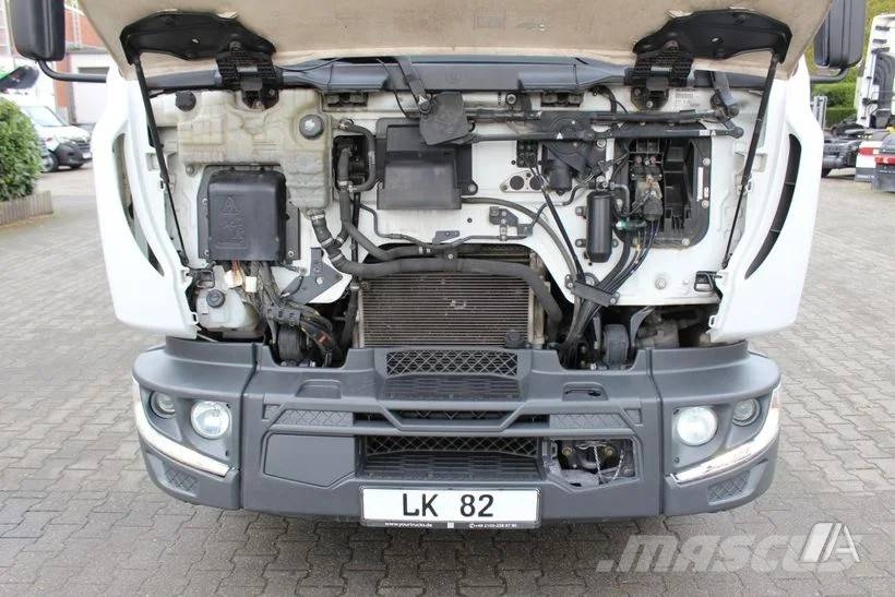 Renault D14-210 Caja rígida –FURGON-  006 شاحنات ذات هيكل صندوقي