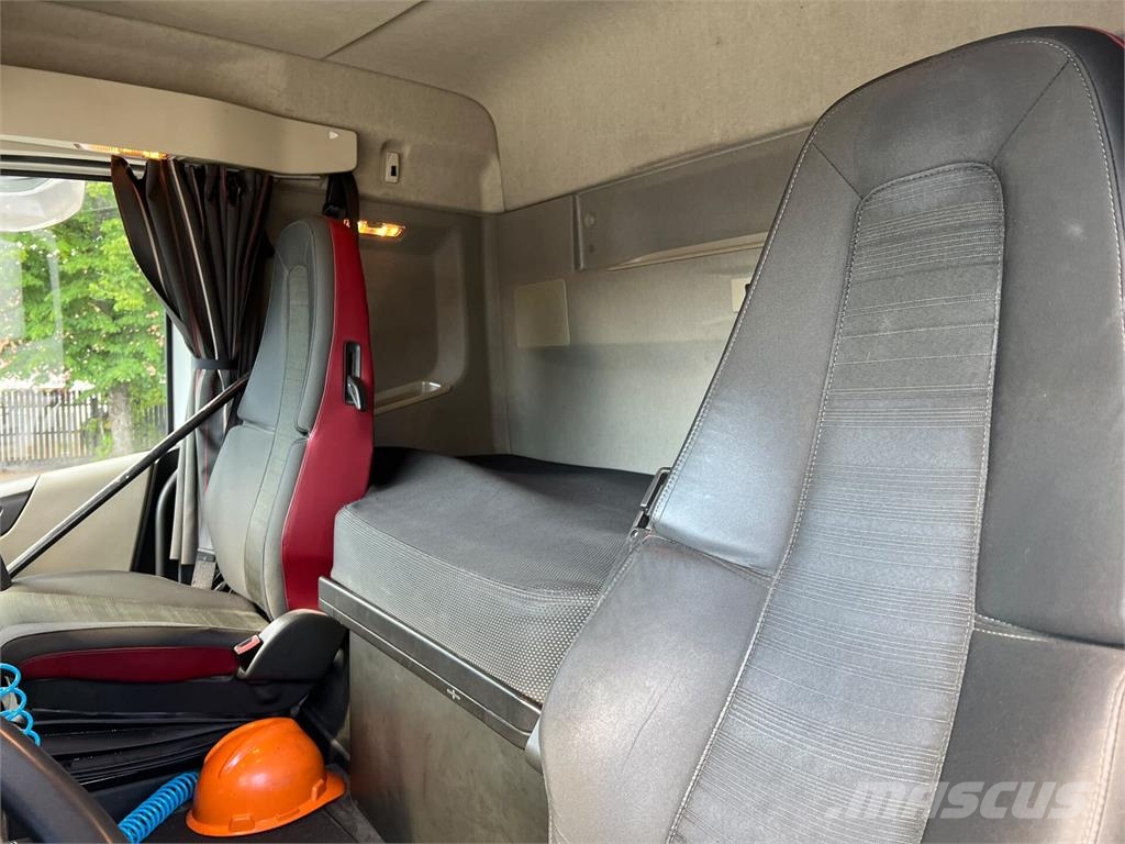 Volvo FH 13.500 Camiones con gancho