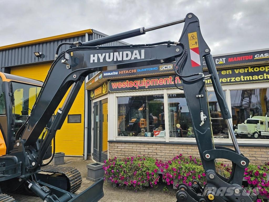 Hyundai HX60PRO 小型挖土機/掘鑿機<7t(小型挖掘機)
