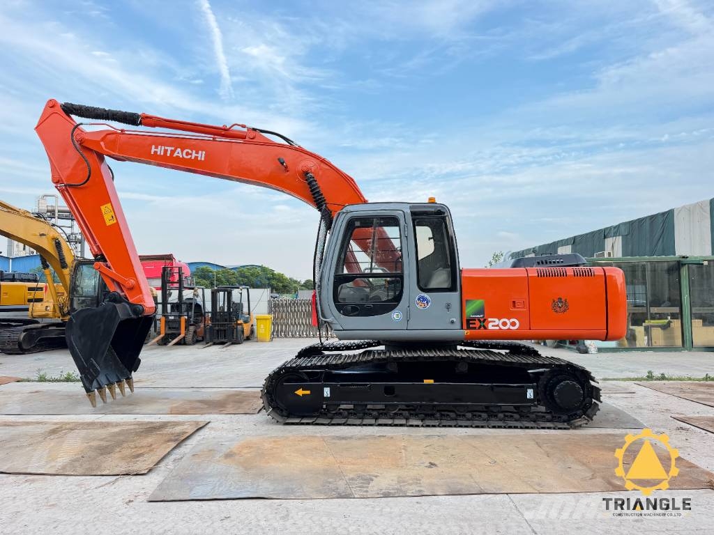Hitachi EX 200 Raupenbagger