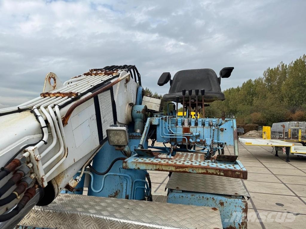 Floor FLO-17-30H2 3 AXLE SAF + KENNIS R-24 CRANE Valníkové návesy/Návesy sa sklápacím bočnicami