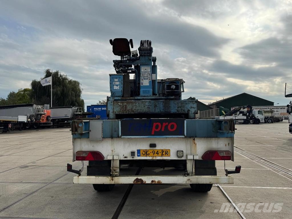 Floor FLO-17-30H2 3 AXLE SAF + KENNIS R-24 CRANE Valníkové návesy/Návesy sa sklápacím bočnicami