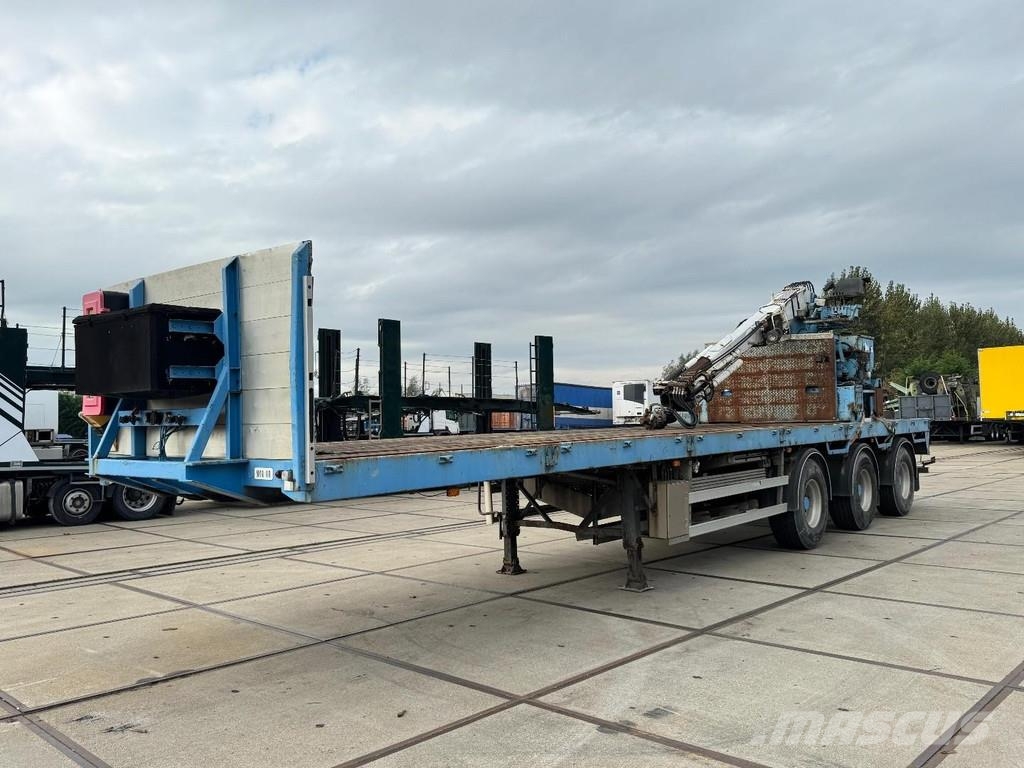Floor FLO-17-30H2 3 AXLE SAF + KENNIS R-24 CRANE Vlakke laadvloeren