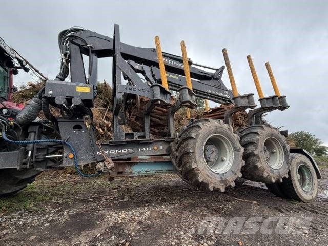 Valtra N 155 목재스키더