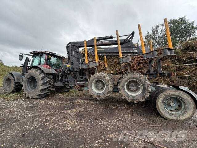 Valtra N 155 목재스키더