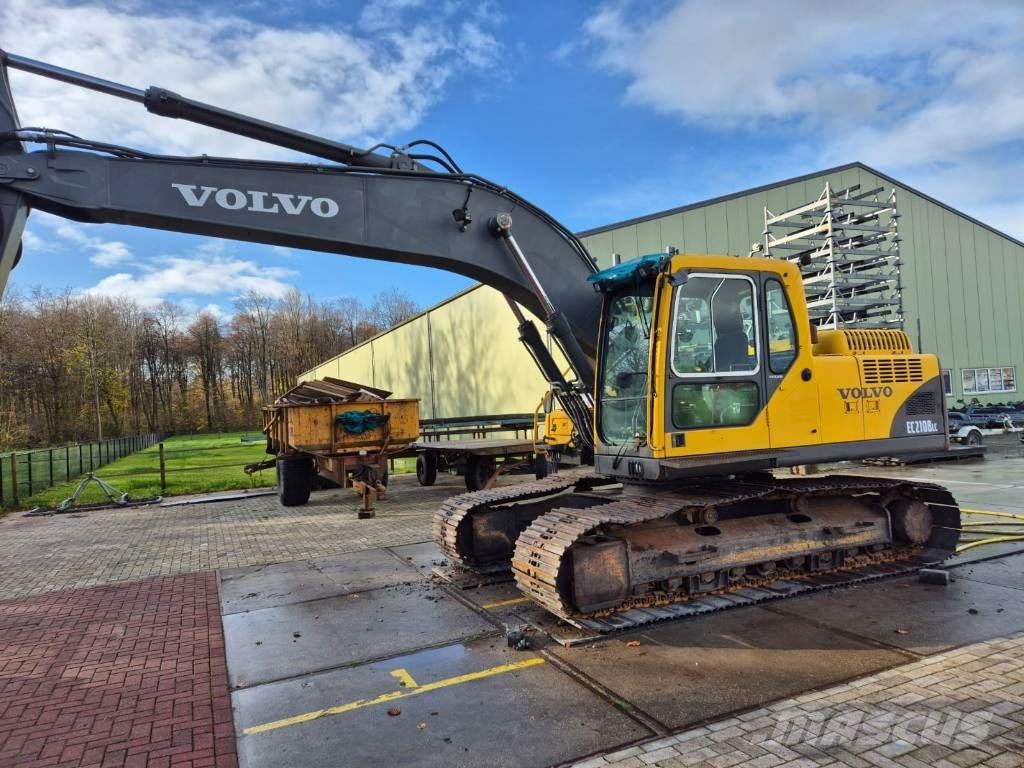 Volvo EC 210 B LC Escavadeiras de esteiras