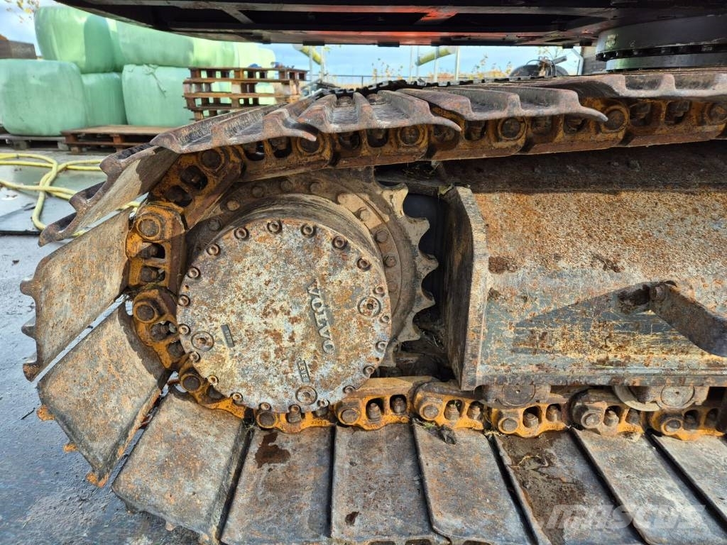 Volvo EC 210 B LC Escavadeiras de esteiras