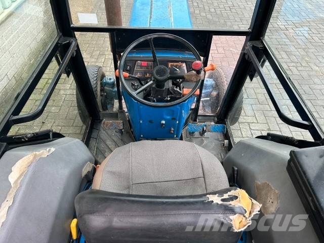 Ford 2120 DT Трактори