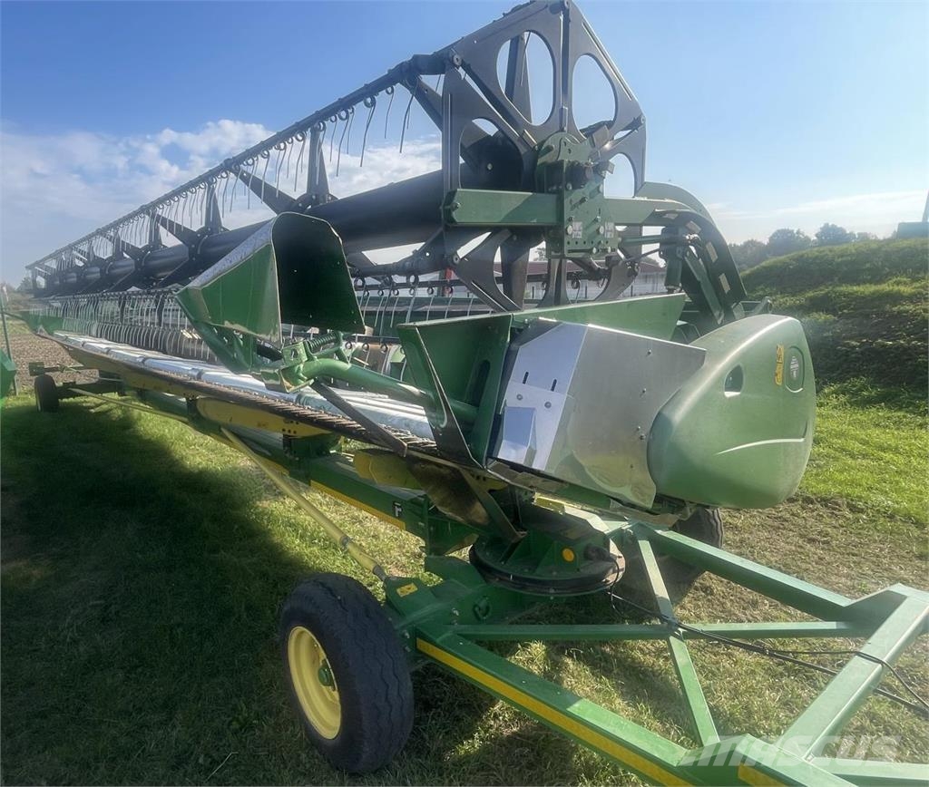 John Deere S 686 i حصادات