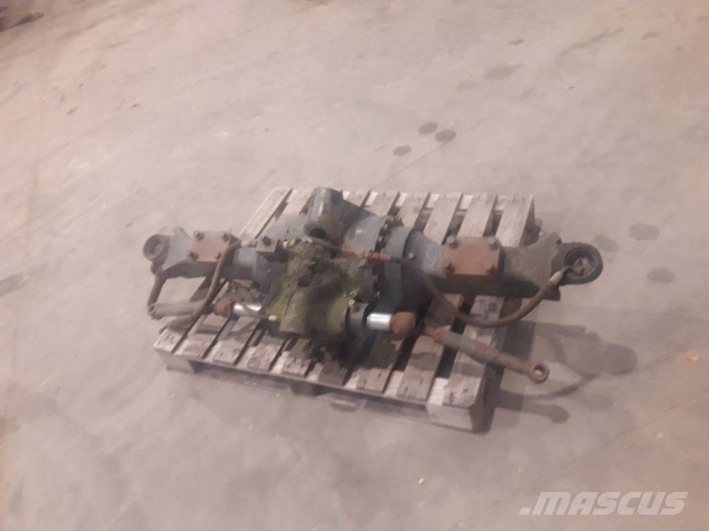 JCB stuuras 453/30750 Kabīnes un interjers