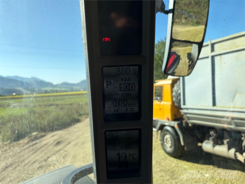 CASE IH OPTUM 300 CVX 4X4 Construction - Others