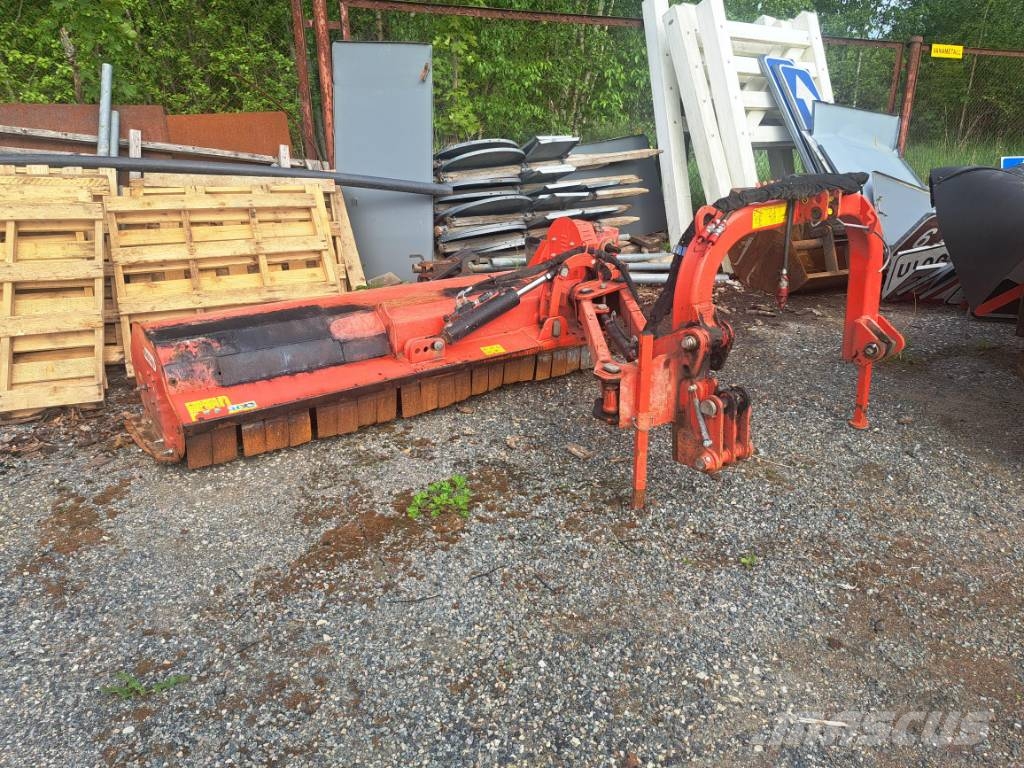Maschio Giraffa 210 جزازات