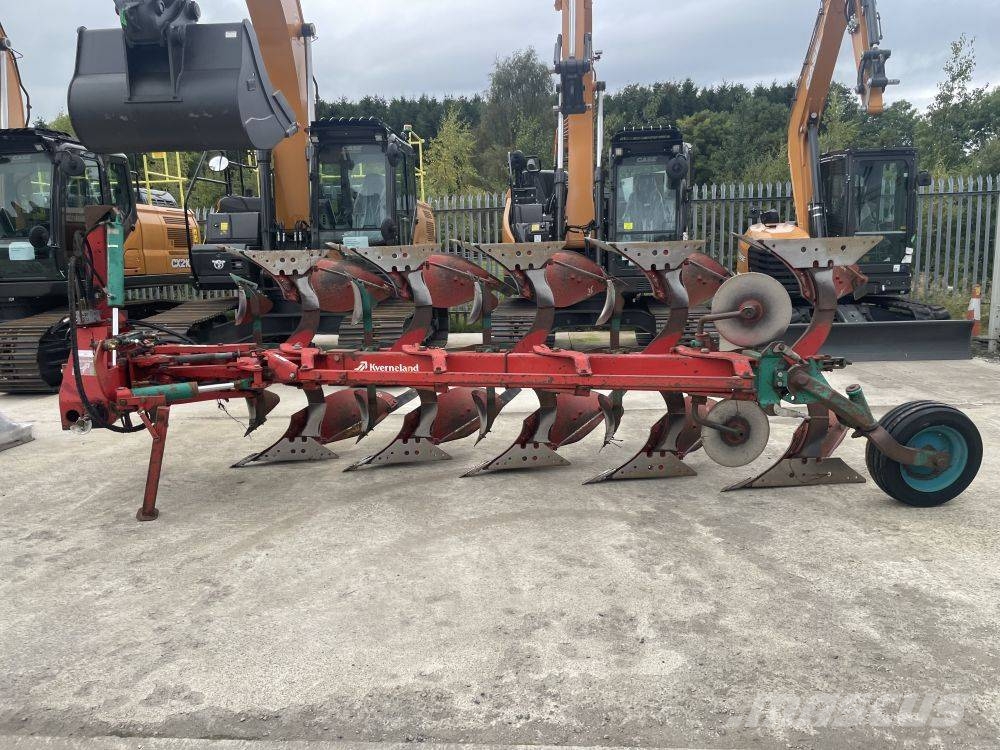 Kverneland EG85 Váltvaforgató ekék