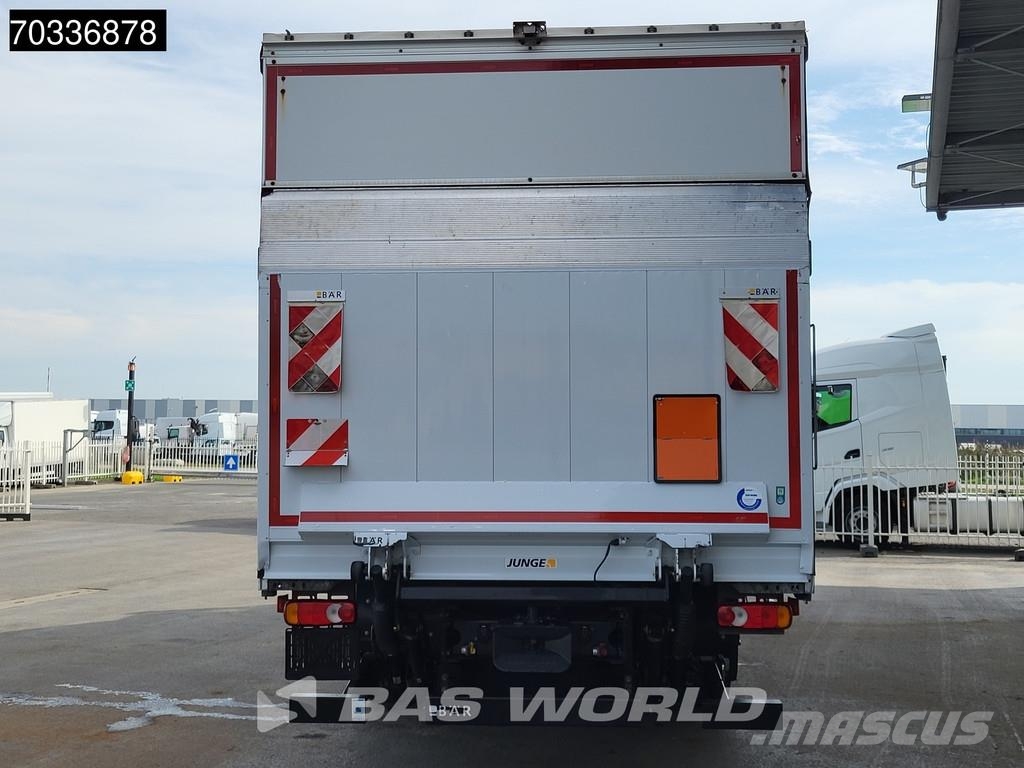 Iveco Eurocargo 140E280 4X2 14t Automatic Tailgate Euro Caminhões com cortinas laterais