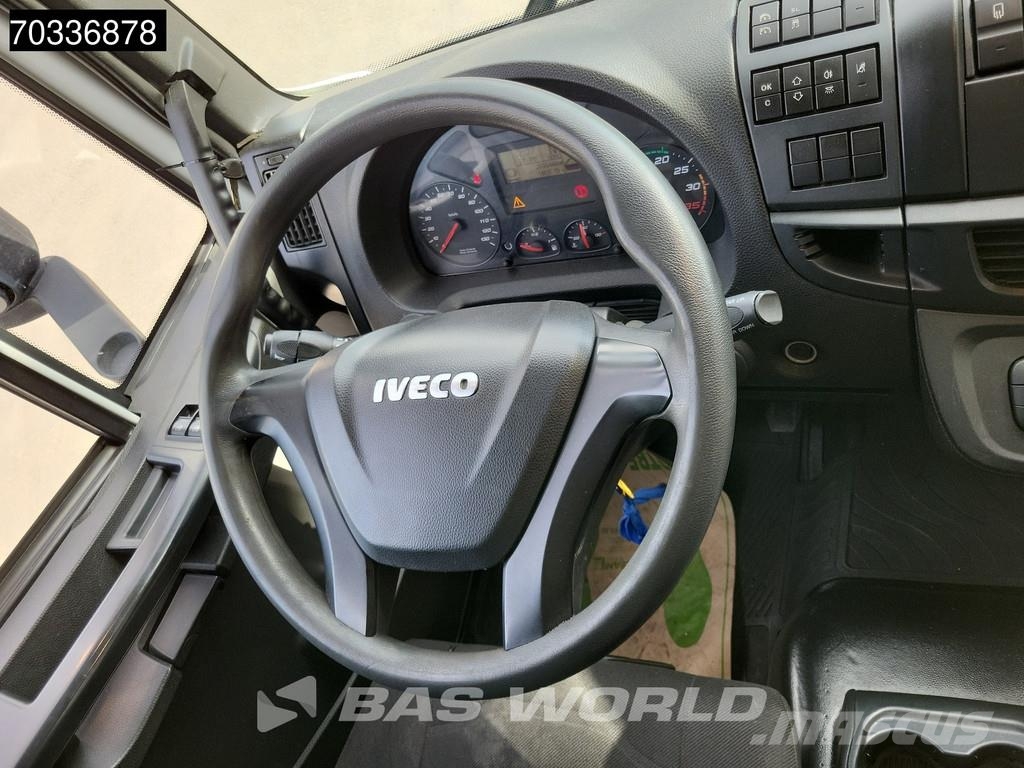Iveco Eurocargo 140E280 4X2 14t Automatic Tailgate Euro Caminhões com cortinas laterais