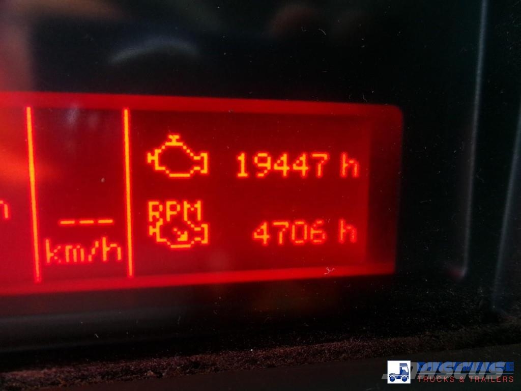 Renault Premium 270 dxi 4x2 fuel tank 13.6 m3 / 4 comp Tankwagen